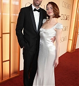 Emma_Stone_-_98th_Oscars_at_Dolby_Theatre2C_Hollywood_CA_-_March_152C_2026_16.jpg